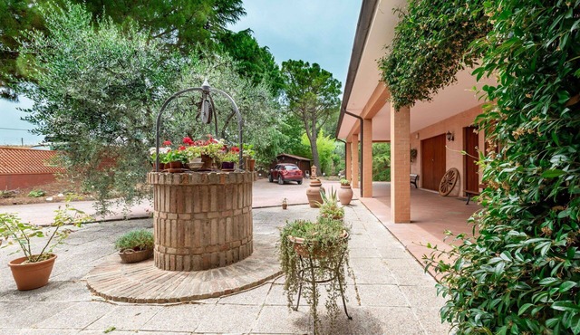 Wonderful private villa for 8 guests with A/C, WIFI, TV, patio and panoramic view