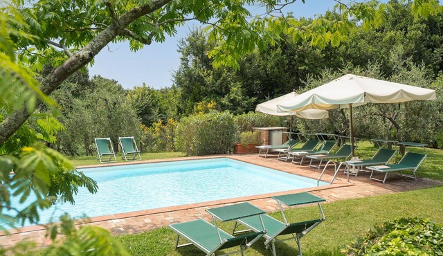 Wonderful private villa for 14 guests with private pool, A/C, WIFI, TV, patio and panoramic view