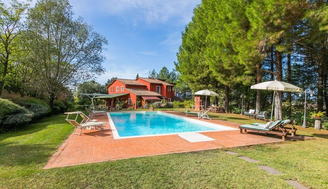 Wonderful villa for 4 guests with WIFI, private pool and TV