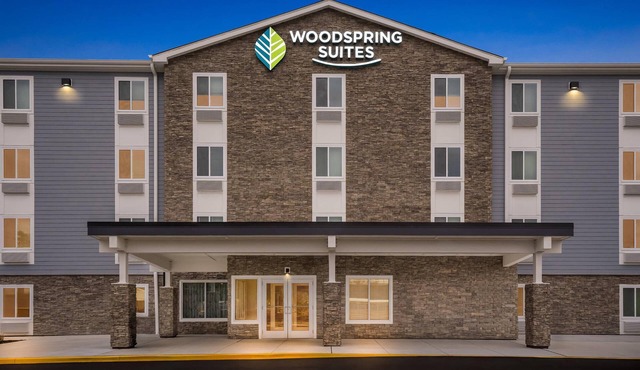 Woodspring Suites Wilmington Riverfront