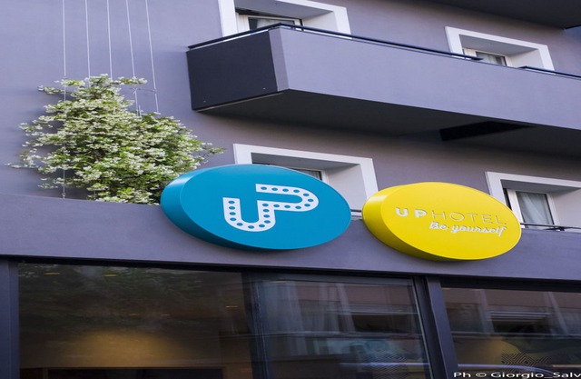 Up Hotel