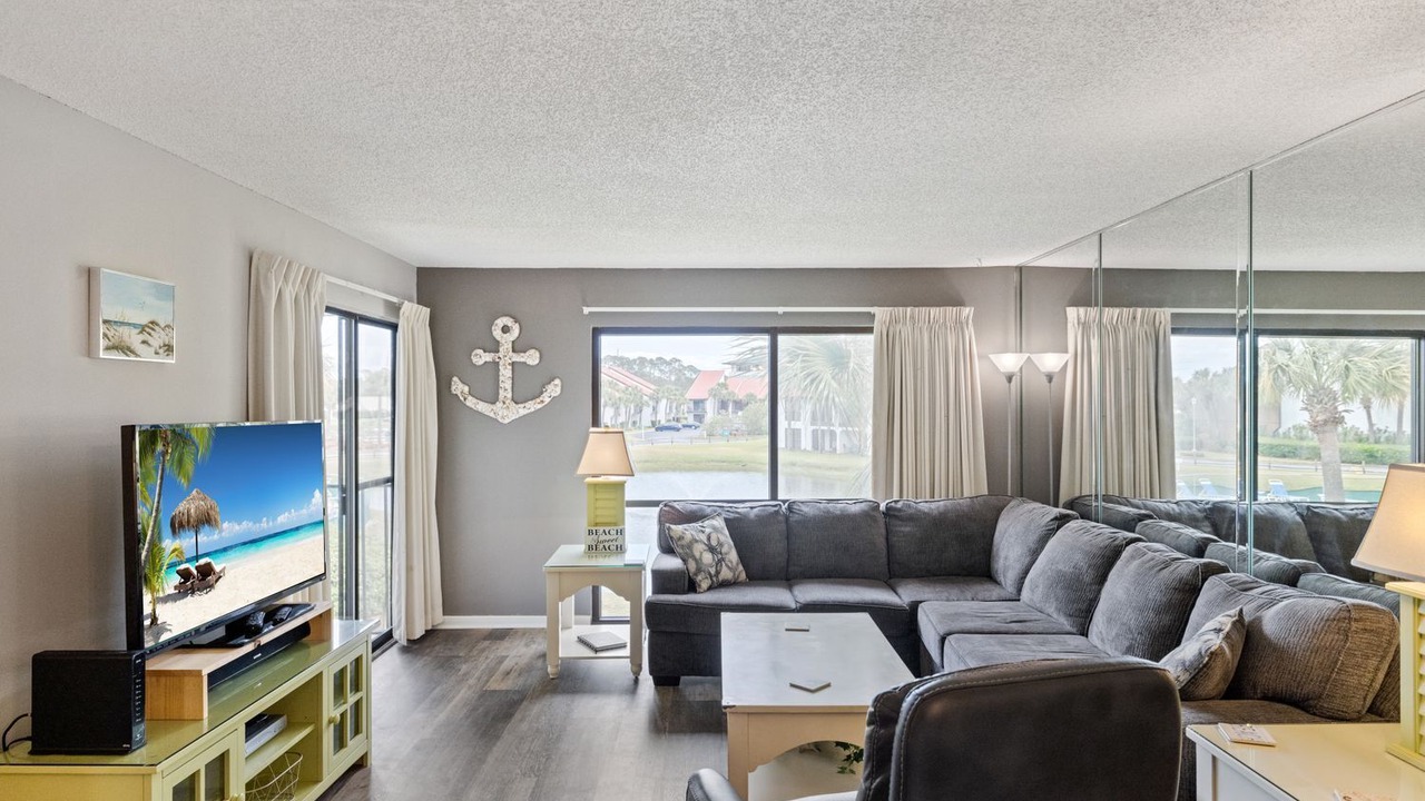 Photo of Livingroom in Panama City Beach