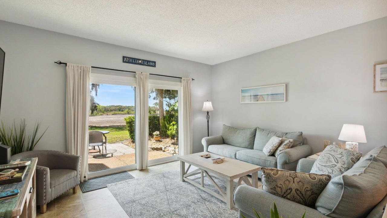 Photo of Livingroom in Fernandina Beach