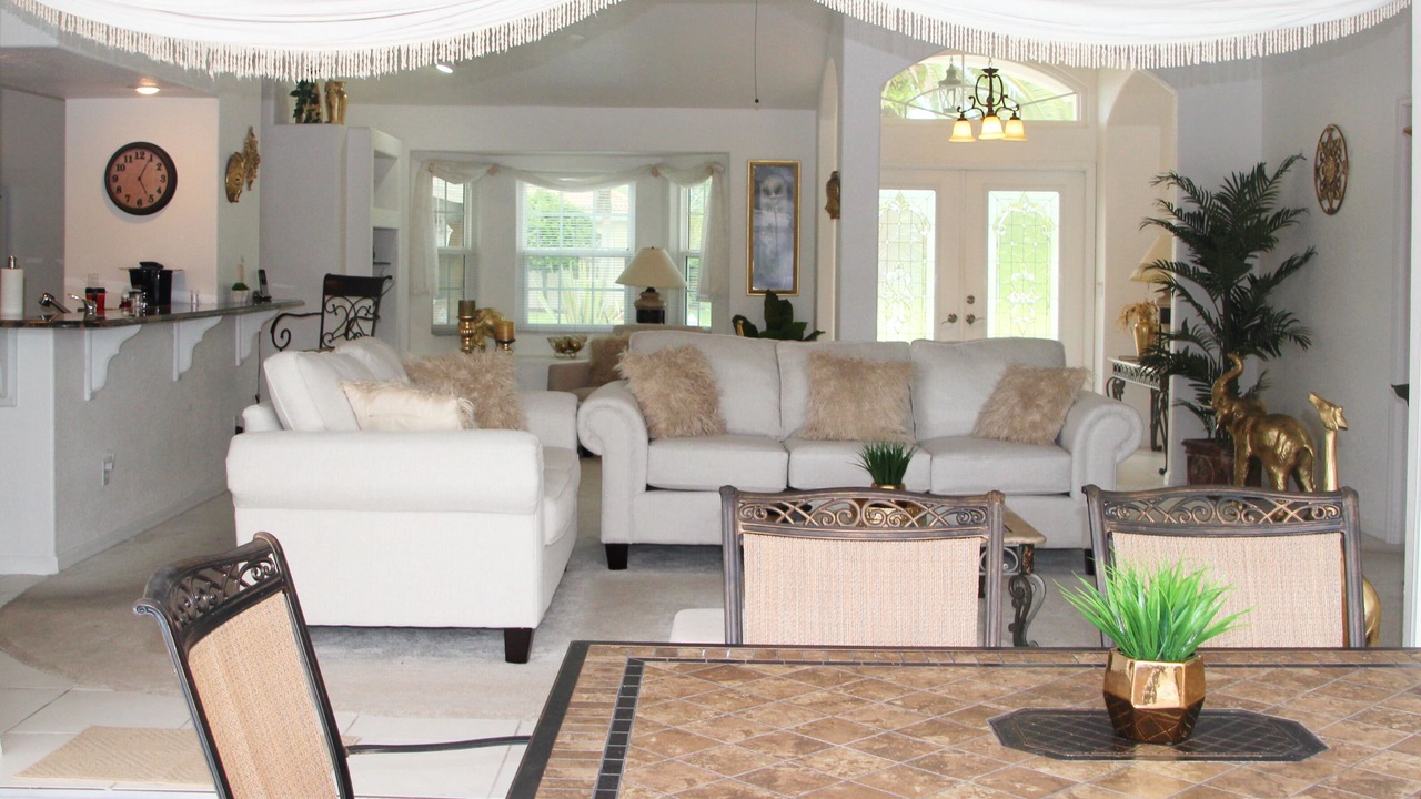 Photo of Livingroom in Cape Coral